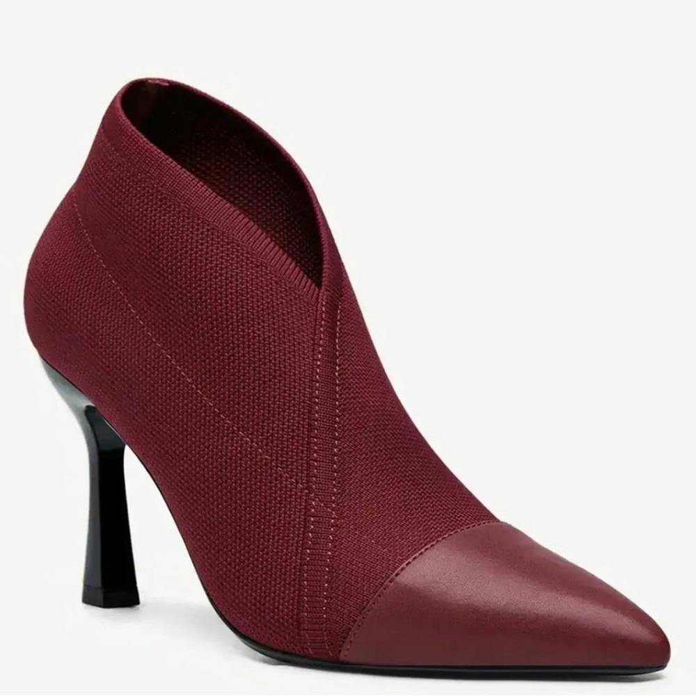 Elegant Burgundy Heels